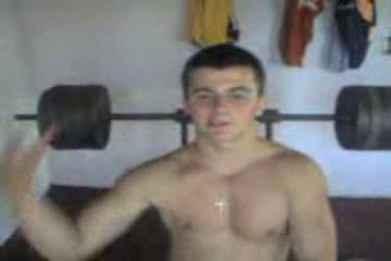 Teen lifting 270 lb