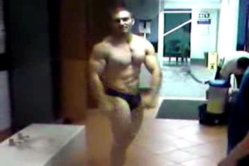 Lockerroom Flexing