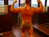 Young bodybuilder posing 2/2