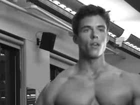 Teen bodybuilder Sean poper body