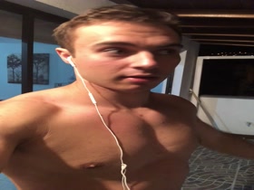 Thumb 16