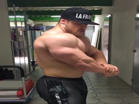 Thumb 9
