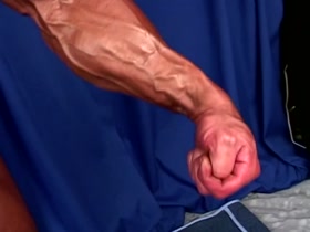 Thumb 8