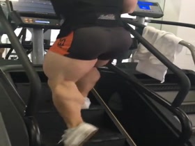 MUSCLE WALK !