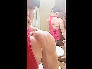 Cocky Verbal Alpha Muscle Bro ires Himself