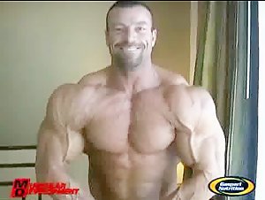 Massive bodybuilder, ready to crush you